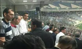 استودیوی عادل درست در دایره وسط زمین آزادی!