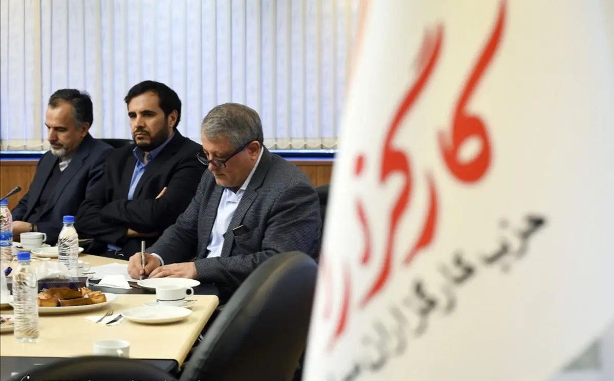 پسرِ آیت‌الله در دو راهی گول خوردن یا گول نخوردن