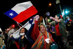 میلیون‌ها شیلیایی به لغو قانون اساسی دوران پینوشه رای مثبت دادند