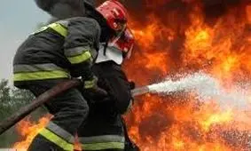 آتش‌سوزی داخل میدان تاریخی امام اصفهان به موقع مهار شد