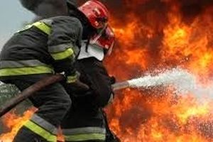آتش‌سوزی داخل میدان تاریخی امام اصفهان به موقع مهار شد