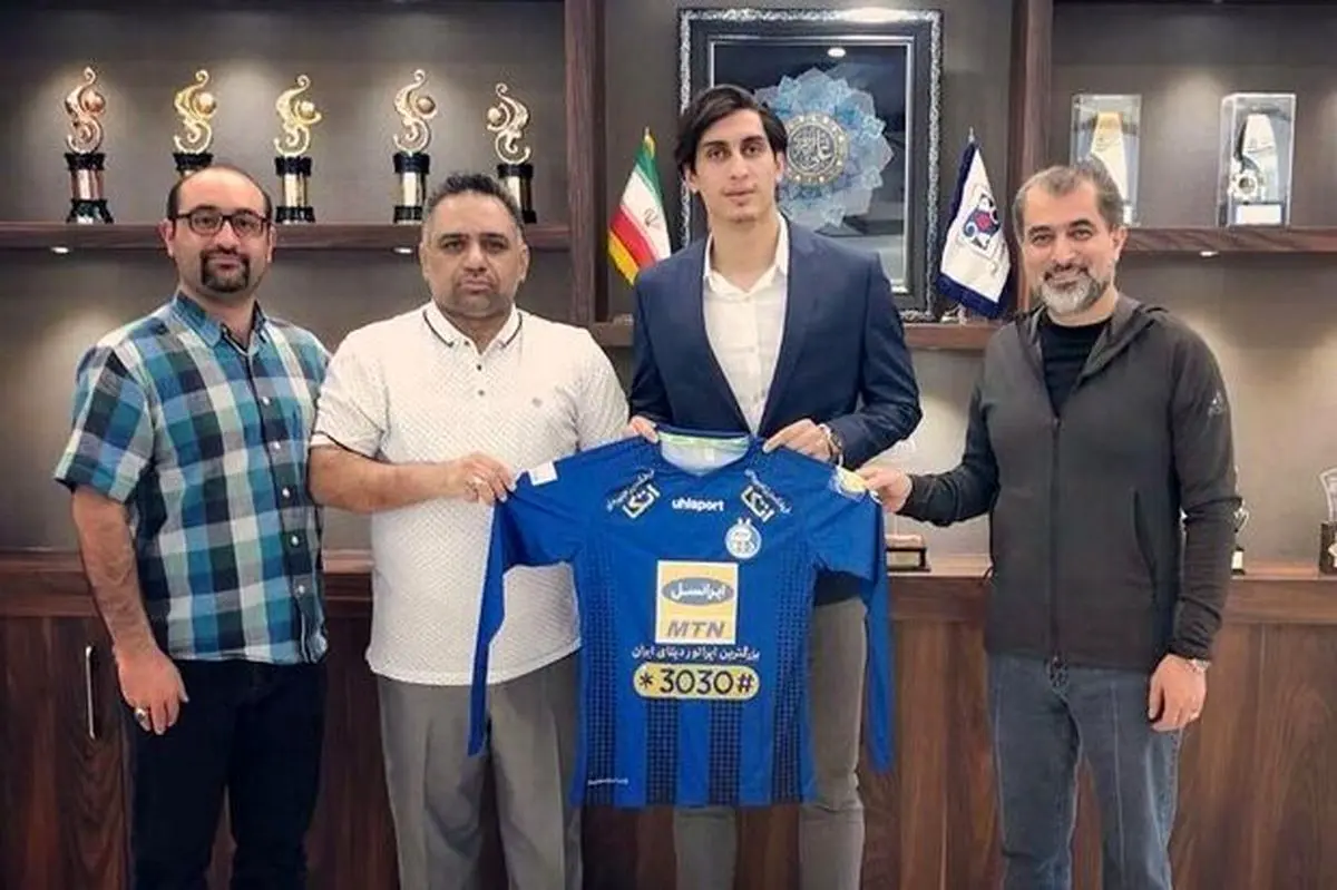 عکسی که برای استقلال دردسرساز شد/ عواقب ناخوشایند خرید بازیکن پرسپولیس