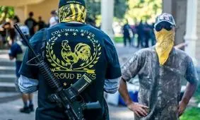 «هفت تیرکش هایی» که در روز انتخابات آمریکا به خیابان‌ها می‌آیند/ عکس