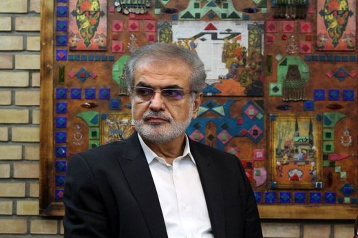عقلای اصولگرا گفتند خوش به حال شما اصلاح طلبان که خاتمی را دارید / او مانند امام کاریزما دارد