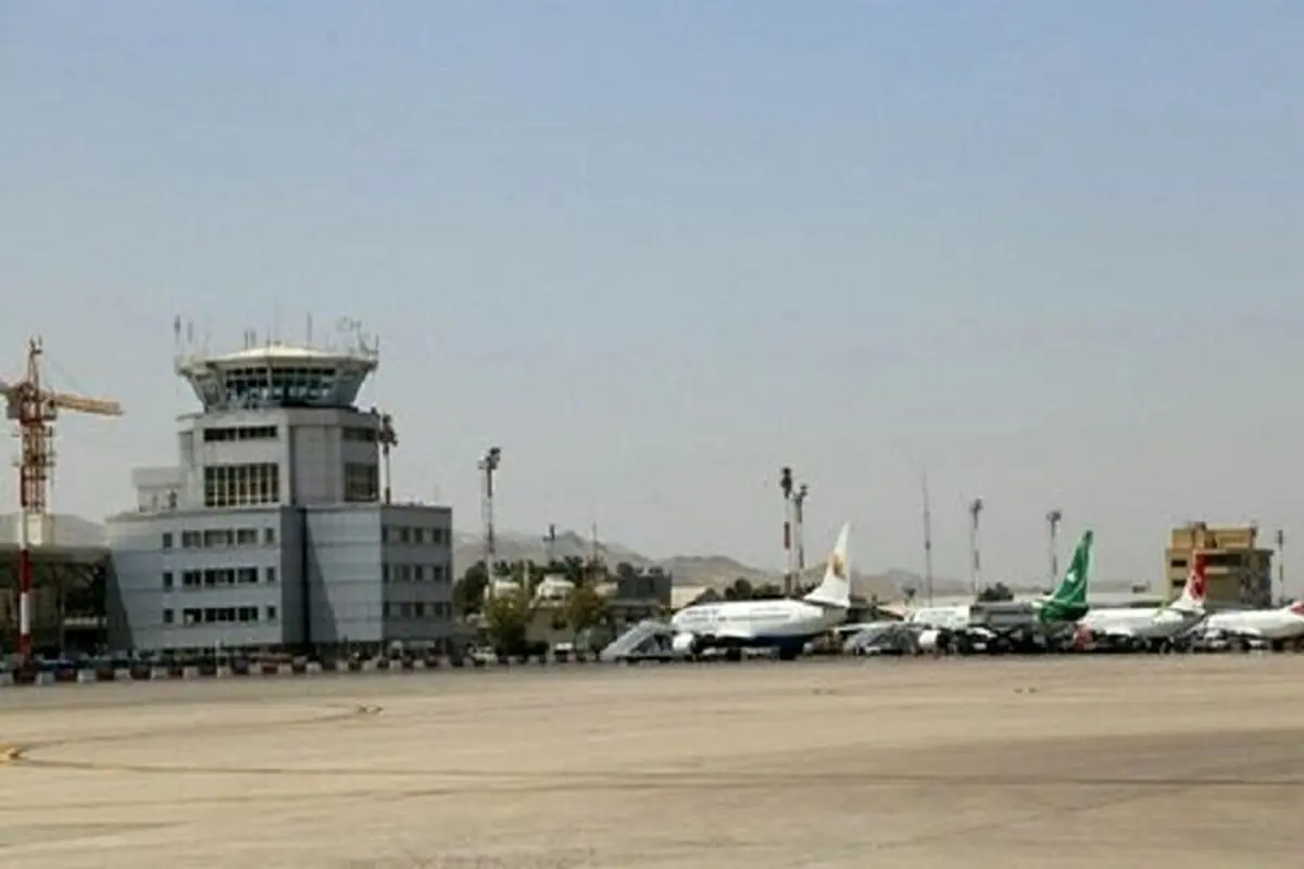 انتقال پیکر محمدرضا شجریان در فرودگاه بین‌المللی شهيد هاشمی‌نژاد مشهد/ ویدئو