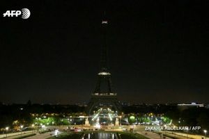 خاموشی برج ایفل را باور کنیم یا دم خروس همراهی پاریس با تروریستها؟