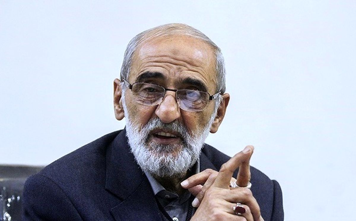 روحانی جای ایثار و فداکاری را با خودکشی و کمعقلی اشتباه گرفته/ اعضای کابینه باید تذکر میدادند