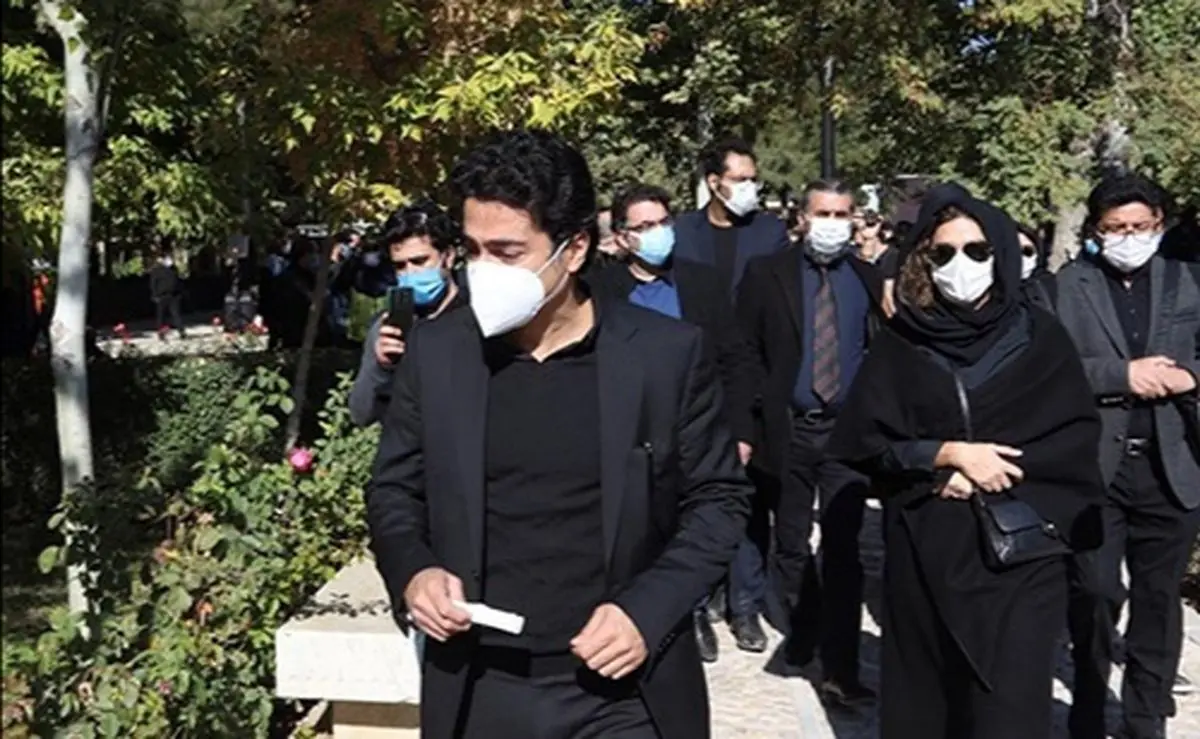 تصاویر‌ی از مراسم خاکسپاری مرحوم استاد شجریان