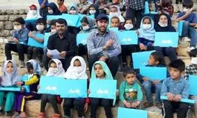 ۶۵۰ بسته معیشتی و لوازم‌التحریر توسط گروه‌های جهادی دانشجویی چهارمحال و بختیاری توزیع شد