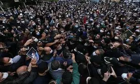 دست‌هایی که استاد شجریان را بدرقه کردند!