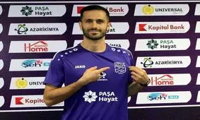 علی قربانی با پیراهن تیم‌ملی آذربایجان/ عکس