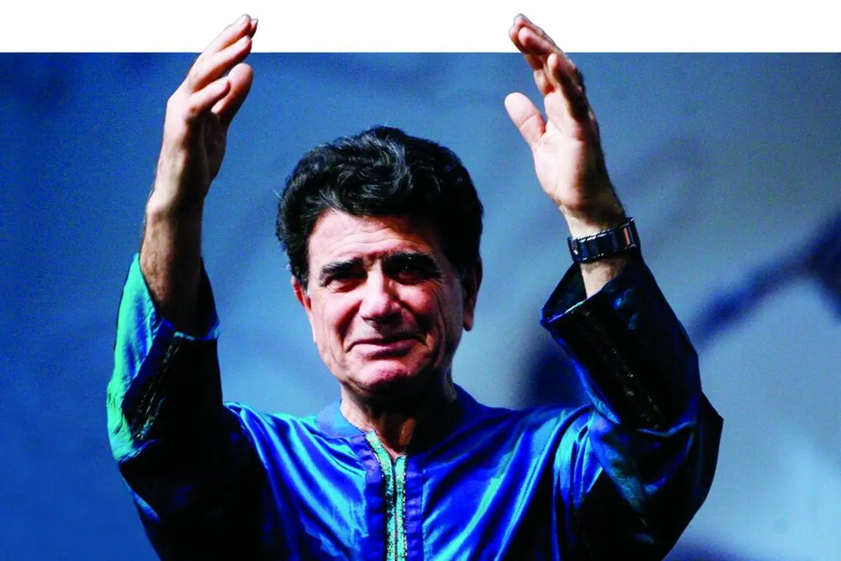 یک دقیقه تشویق شجریان در مراسم خاکسپاری‌اش/ ویدئو