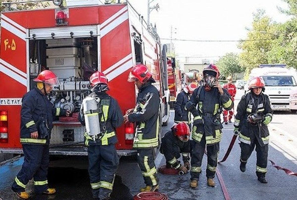 انتقاد رییس سازمان آتش نشانی آستانه از دخالت مردم در انجام وظایف