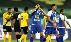 علی کریمی منتظر پیشنهاد استقلال