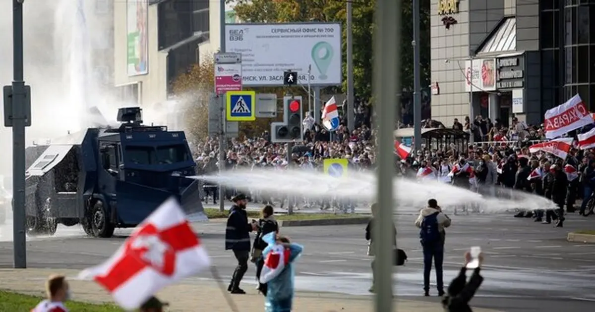 نهمین هفته از اعتراضات بلاروس با دستگیری ده‌ها تن