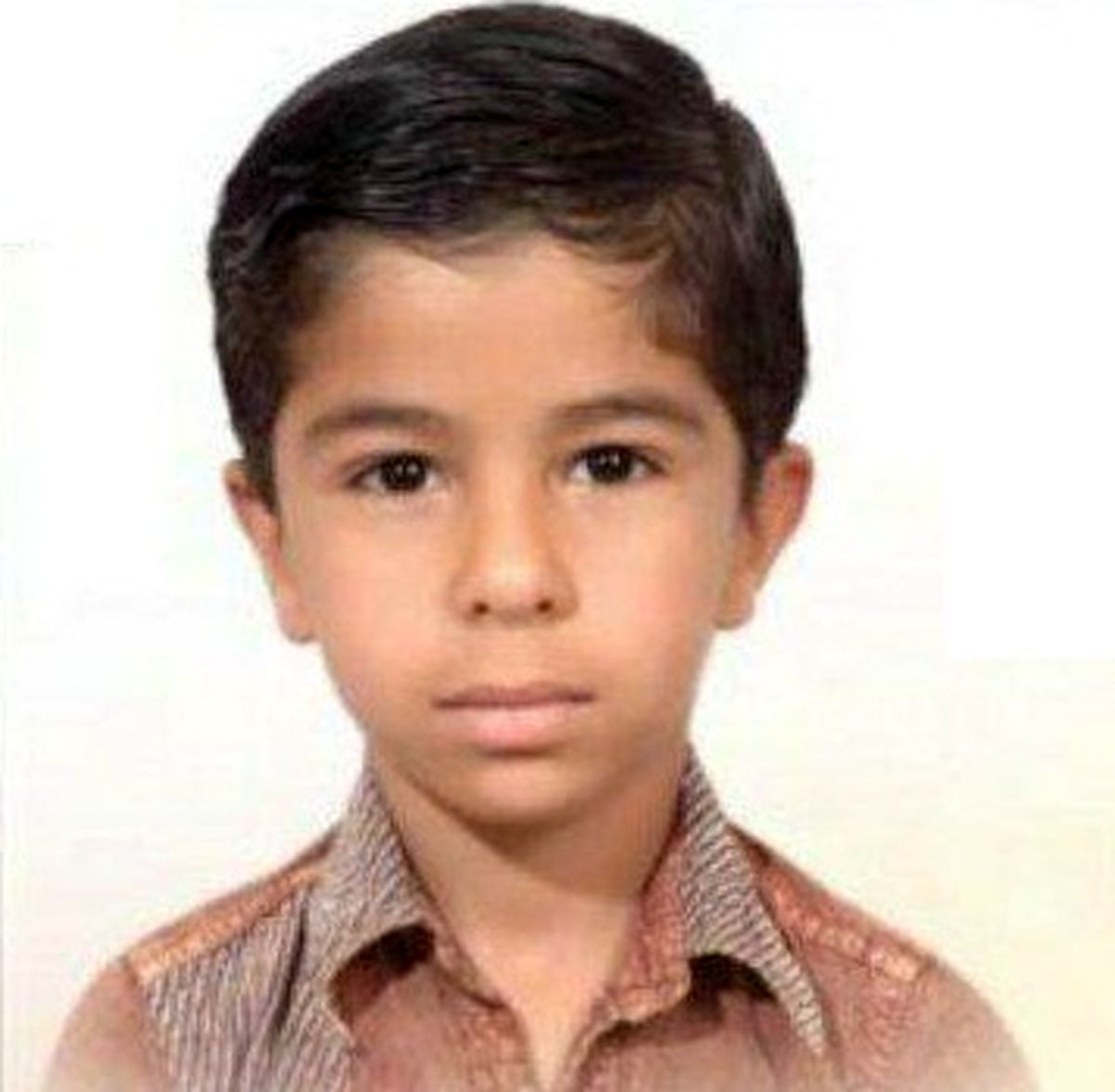 محمد بهخاطر نداشتن گوشی خودکشی کرد/ آموزش و پرورش دروغ میگوید