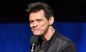 جیم کری، معمای مگس روی سر مایک پنس را حل کرد!