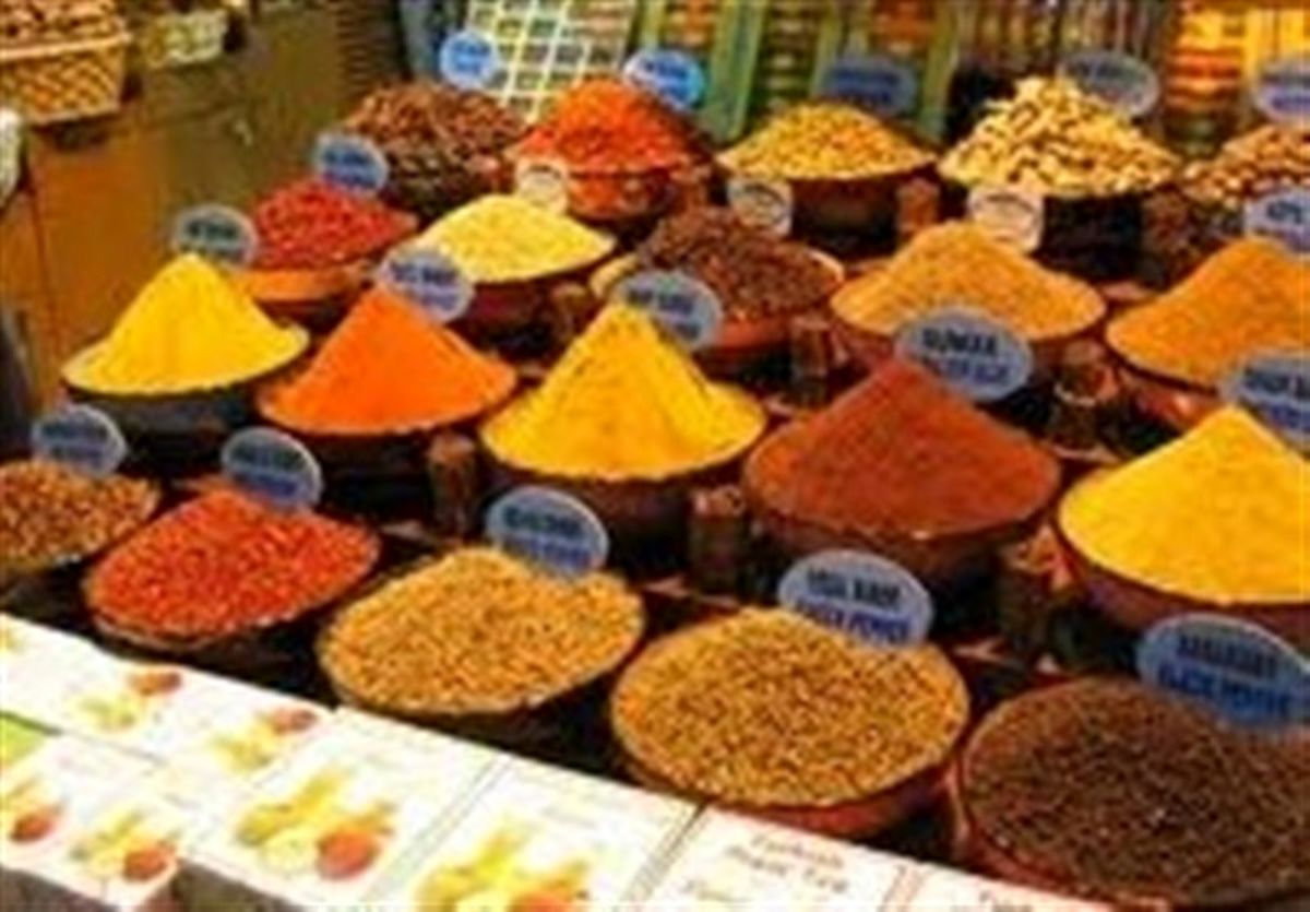 هِل از کیلویی ۶۰ هزار تومان به یک میلیون تومان رسید/ یک دانه هل هزار تومان شد