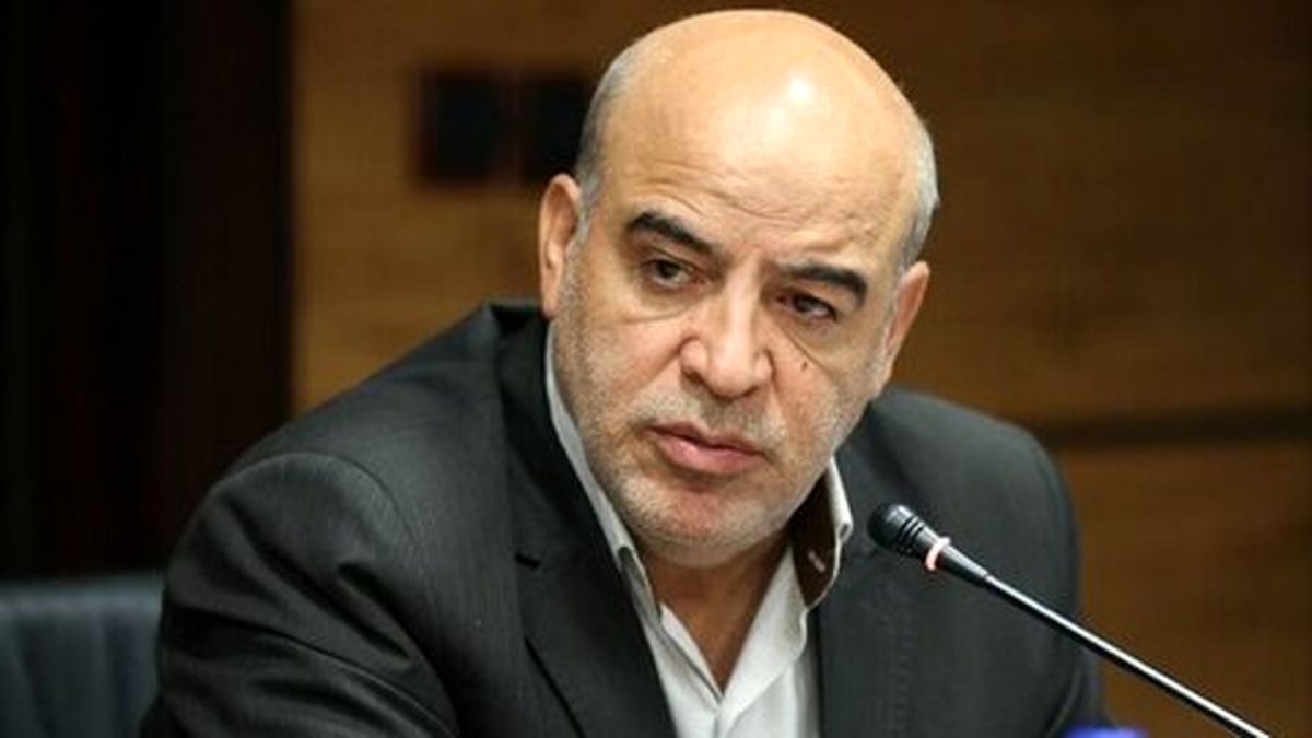 ستاد کرونا باید برای ممنوعیت سفرها فکری اساسی بکند