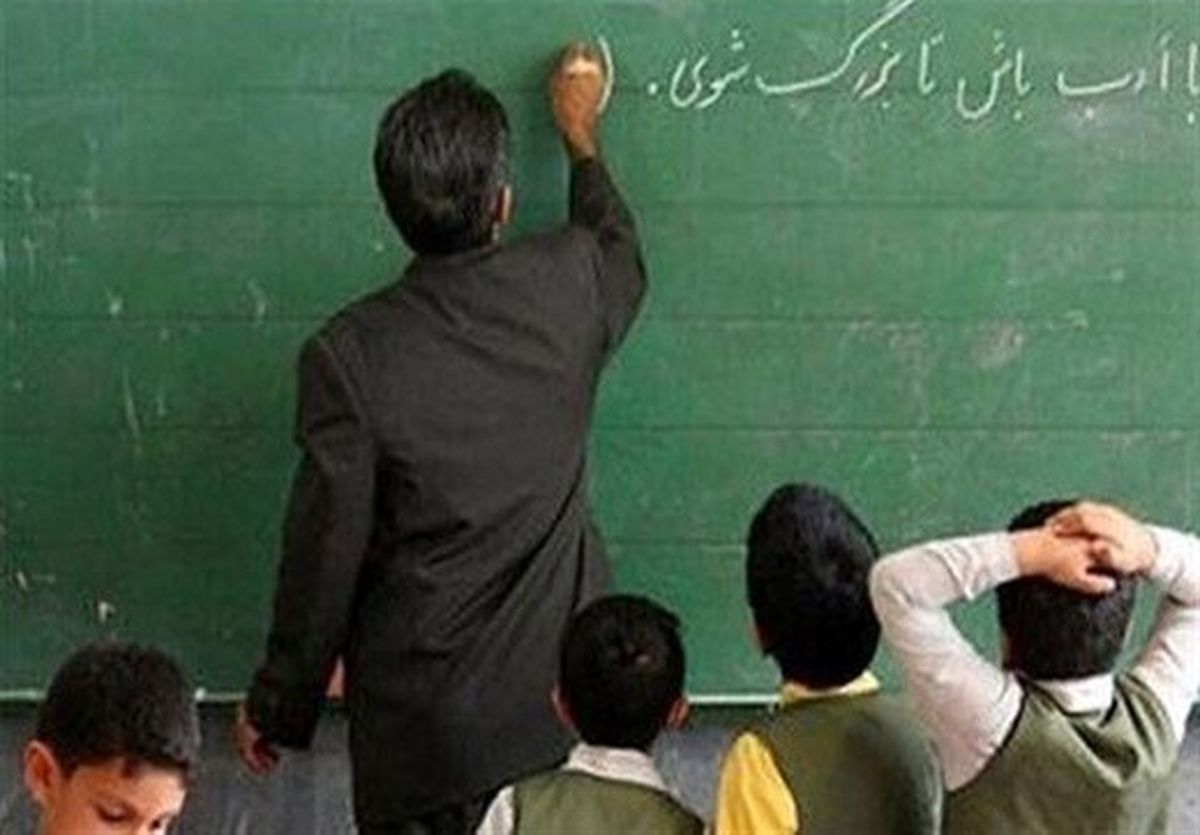 واکنش وزیر آموزشوپرورش به محکومیت شلاق برای یک معلم