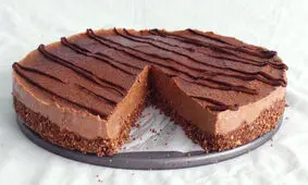 چیز کیک شکلاتی بدون تخم مرغ، یک چیز کیک خوشمزه بدون نیاز به فر