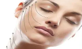 با چین و چروک و افتادگی پوست خود چه کنیم؟