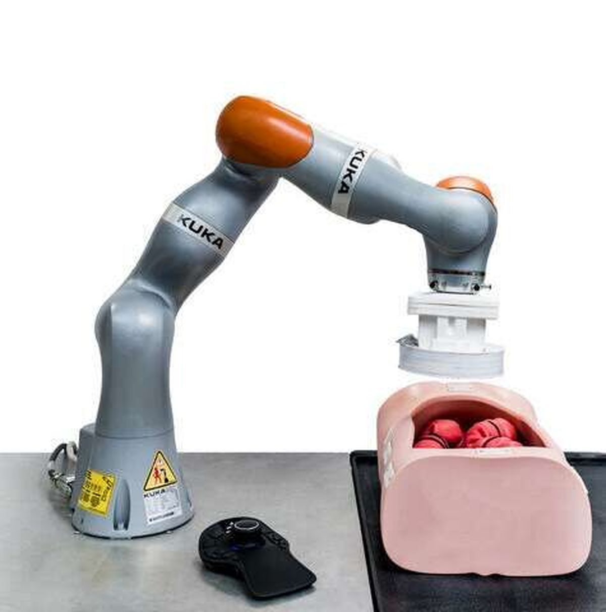 یک ربات، کولونوسکوپی را انجام می‌دهد