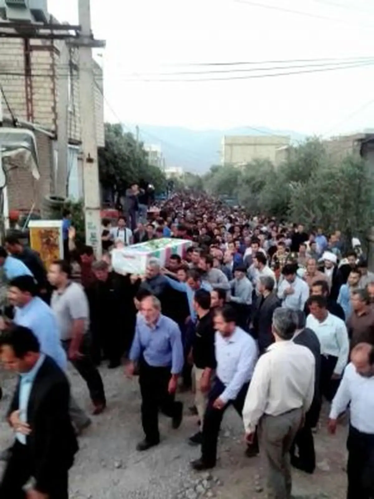 تشییع پیکر شهید همتی در طارم زنجان