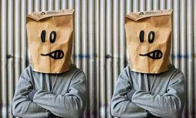 برای آثارش میلیون‌ها دلار پول می‌دهند، اما نامش را نمی‌دانند!