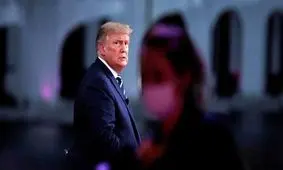 یک هواپیما بالای میتینگ انتخابانی ترامپ رهگیری شد/ ویدئو