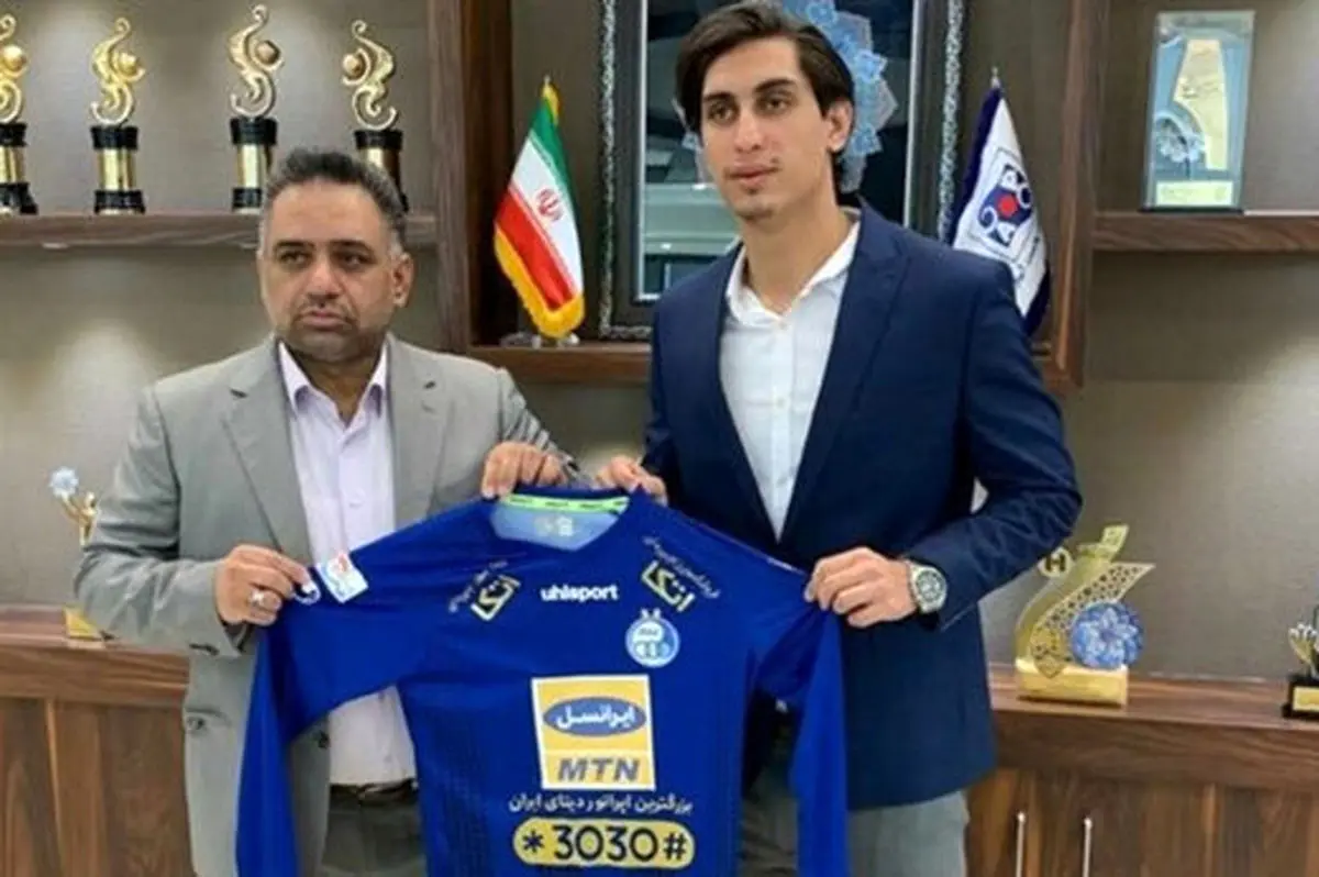 نادری از استقلال پول نمی‌گیرد!/ عکس