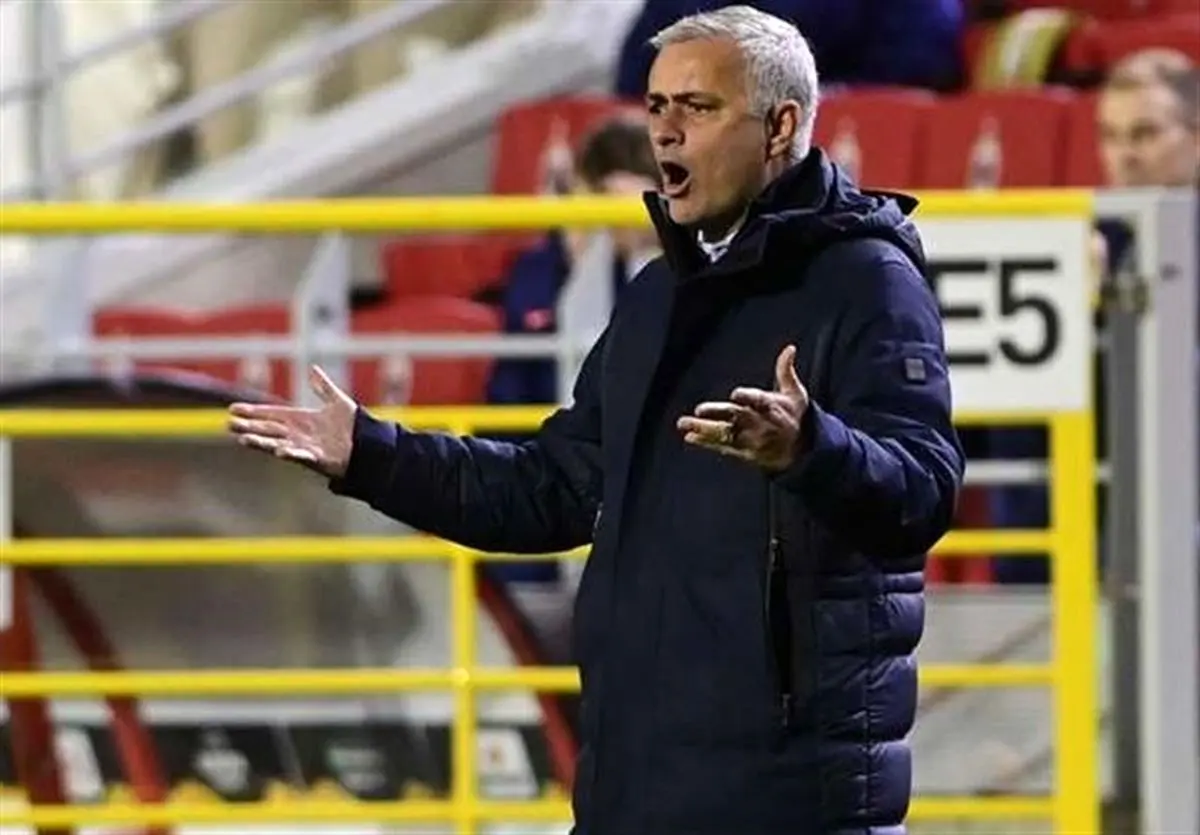 مورینیو: می‌خواستم در بین دو نیمه ۱۱ تعویض انجام دهم/ باخت به آنتورپ کارم را آسان کرد!