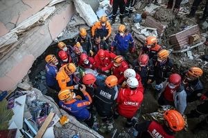شمار قربانیان زلزله ترکیه به ۳۵ تن رسید