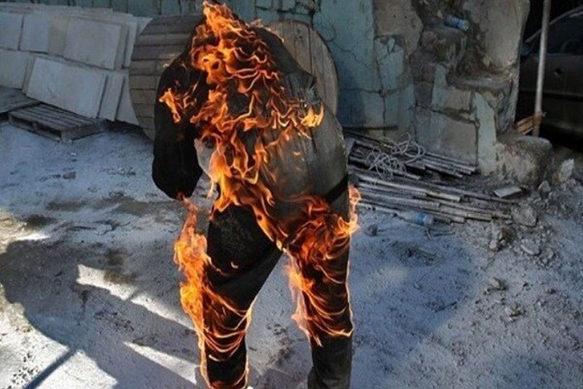 برخورداری از شغل مناسب را حق هر جویای کار می دانیم/ چرایی خودسوزی جوان رودباری