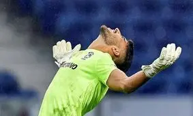 عابدزاده گلر ماه پرتغال شد/ عکس