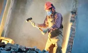 جان‌باختن کارگر جوان حین تخریب ساختمان قدیمی