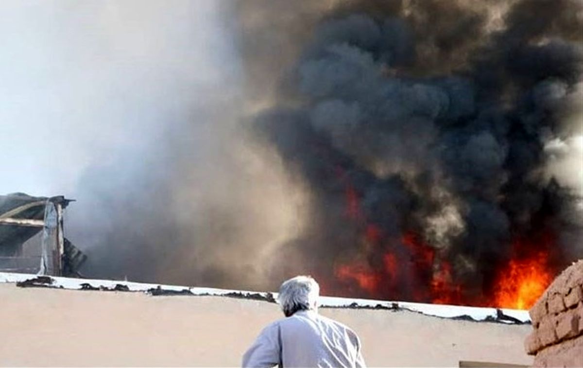 آتش‌سوزی گسترده در منطقه "پاداد" اهواز مهار شد/ این حادثه هیچگونه تلفات جانی نداشت