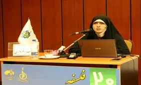 استاد فلسفه دانشگاه تهران: کابینت آشپزخانه ما ایرانی ها،متناسب با قد زنان نیست