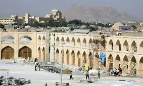 دزدها حتی به کاشی‌های این سقاخانه قدیمی رحم نکردند