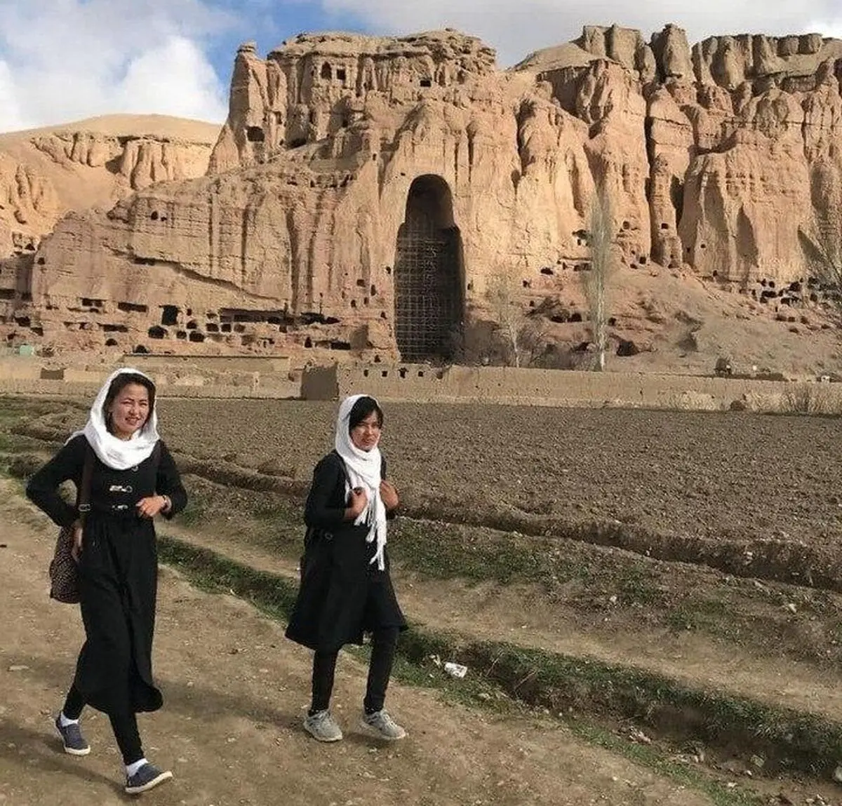 جان پدر کجاستی؟/ مرثیه‌ای بر حادثه تروریستی دانشگاه کابل