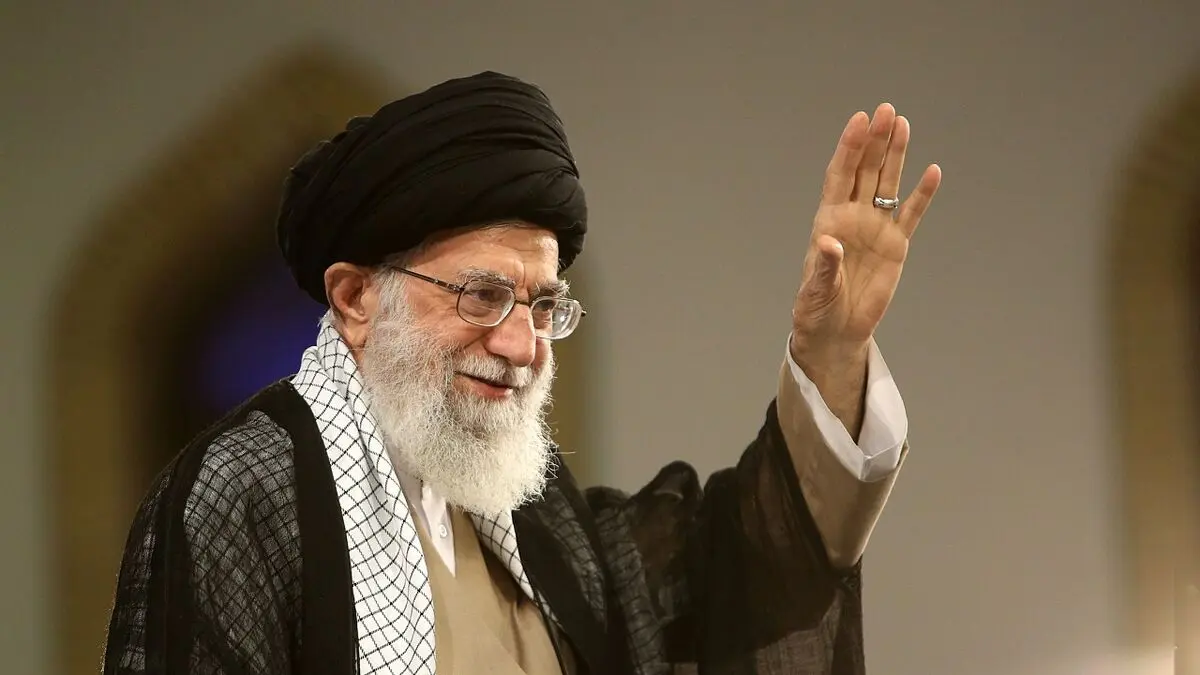 نام کتابی که رهبر انقلاب در سخنرانی ۱۳ آبان به آن اشاره کردند