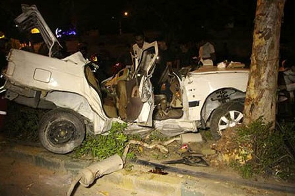 سه کشته و مصدوم در برخورد خودروی سواری با درخت در خرم‌آباد