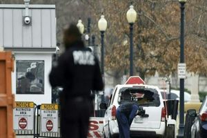 حمله با چاقو نزدیک کاخ سفید در واشنگتن/ فیلم