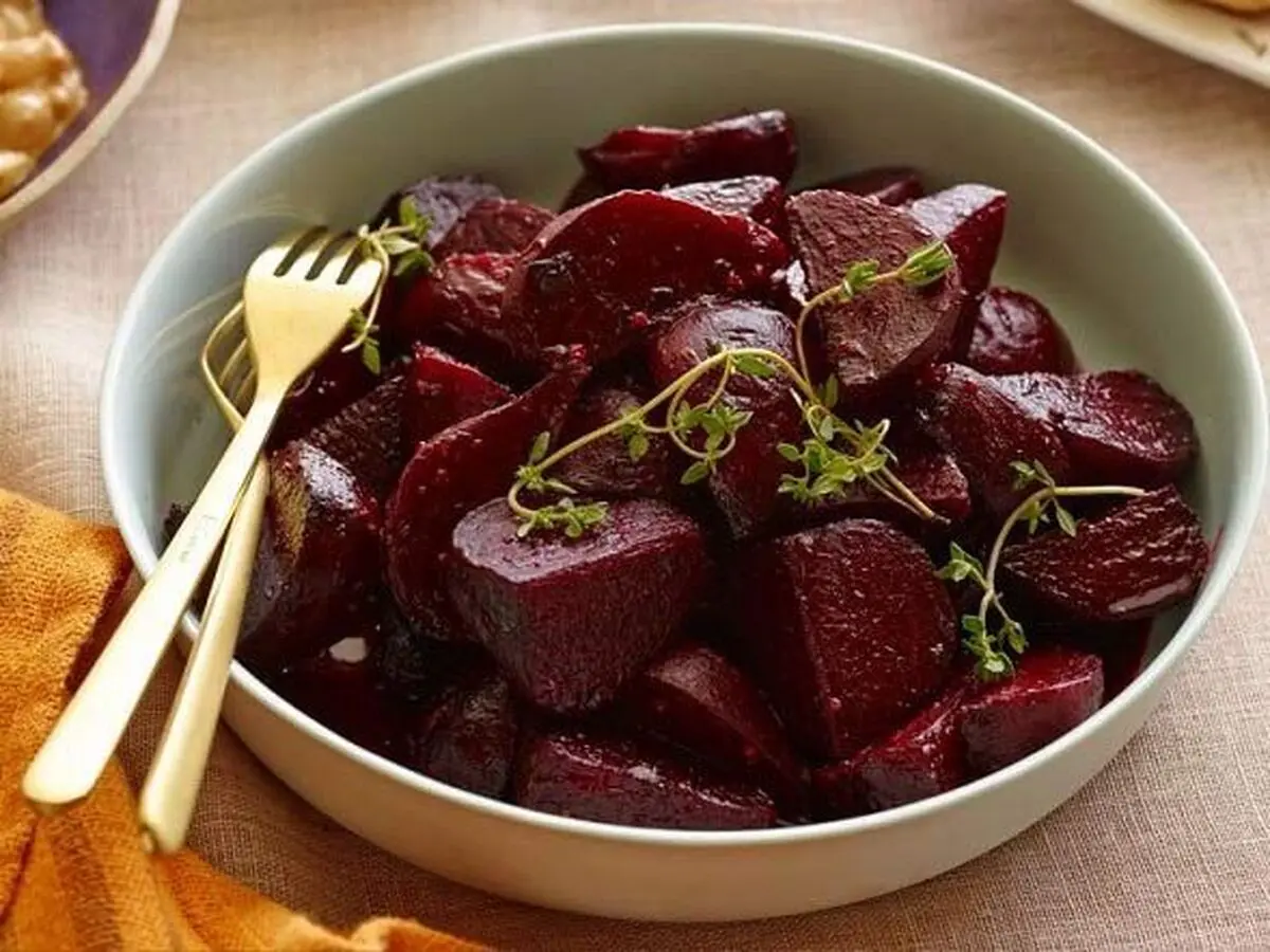 چطور لبوی داغ و قرمز درست کنیم؟