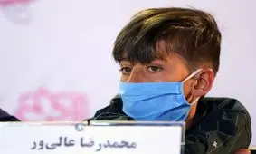 بازیگر نوجوانی که می‌خواهد کارگردانی پولدار شود