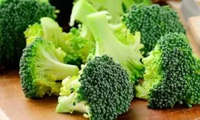 این خوراکی‌ها کمک می‌کنند سرطان نگیریم