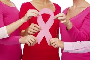 6 علامت سرطان پستان