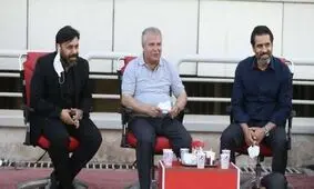 راهکار علی پروین برای فرار از سرما/ عکس