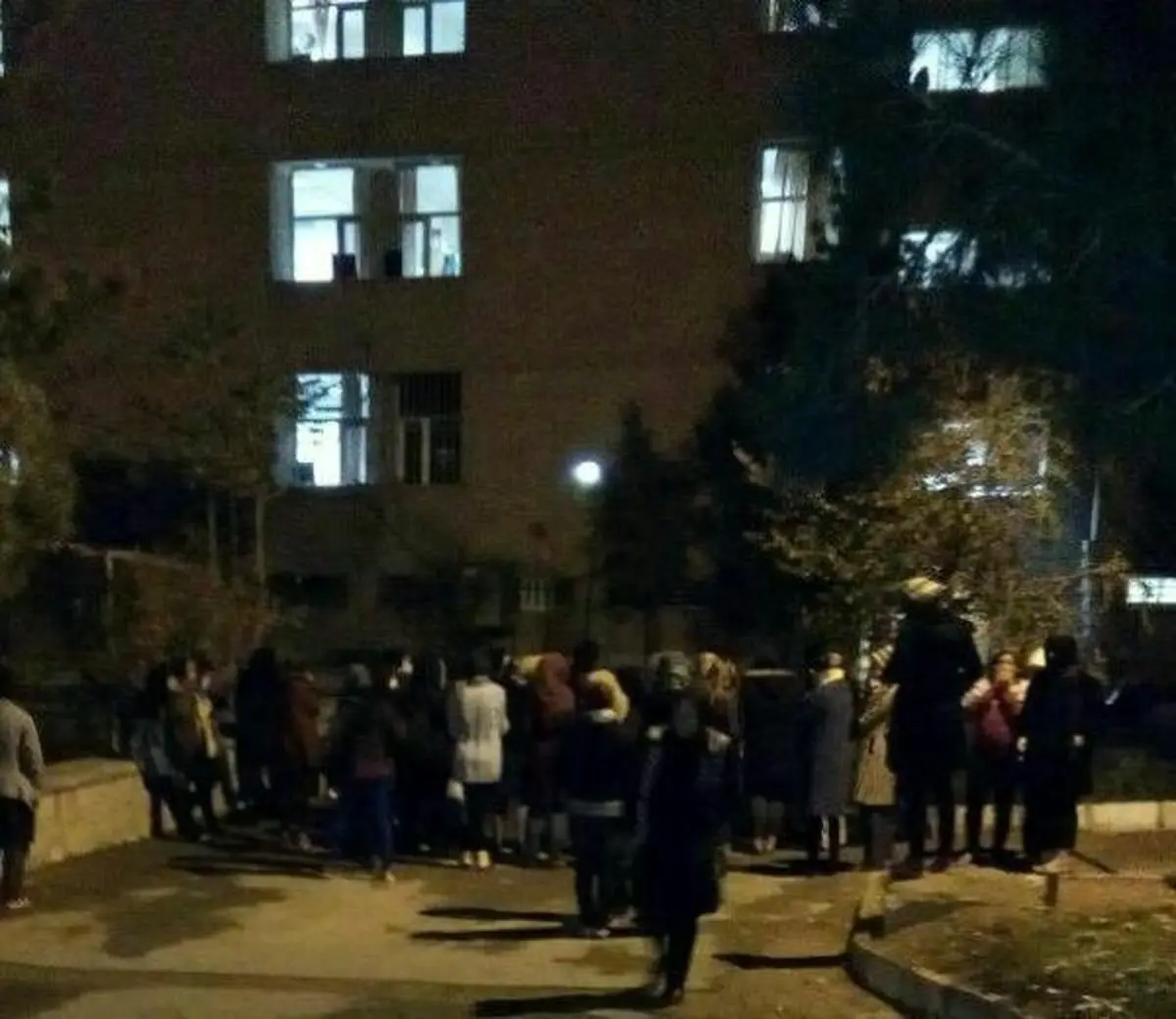 هشتگ "دانشجوپزی" ترند شد