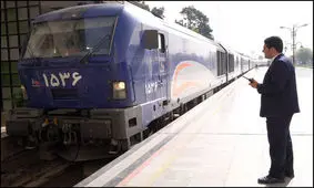 تردد قطار محلی خوزستان - لرستان به علت شیوع کرونا متوقف شد